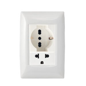 Tomacorriente con Tierra Shucko